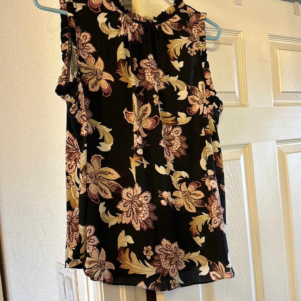 Sleeveless Blouse